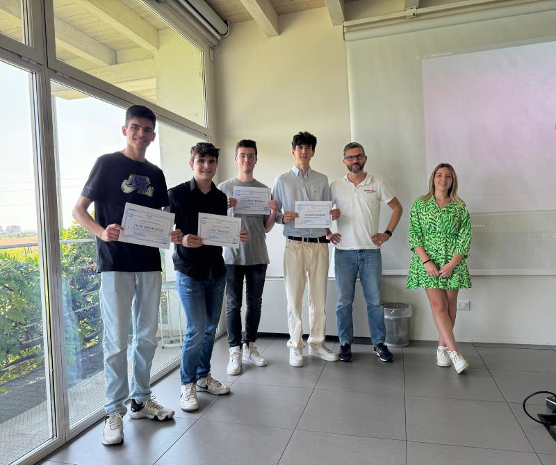 Studenti in tirocinio presso Replica Sistemi