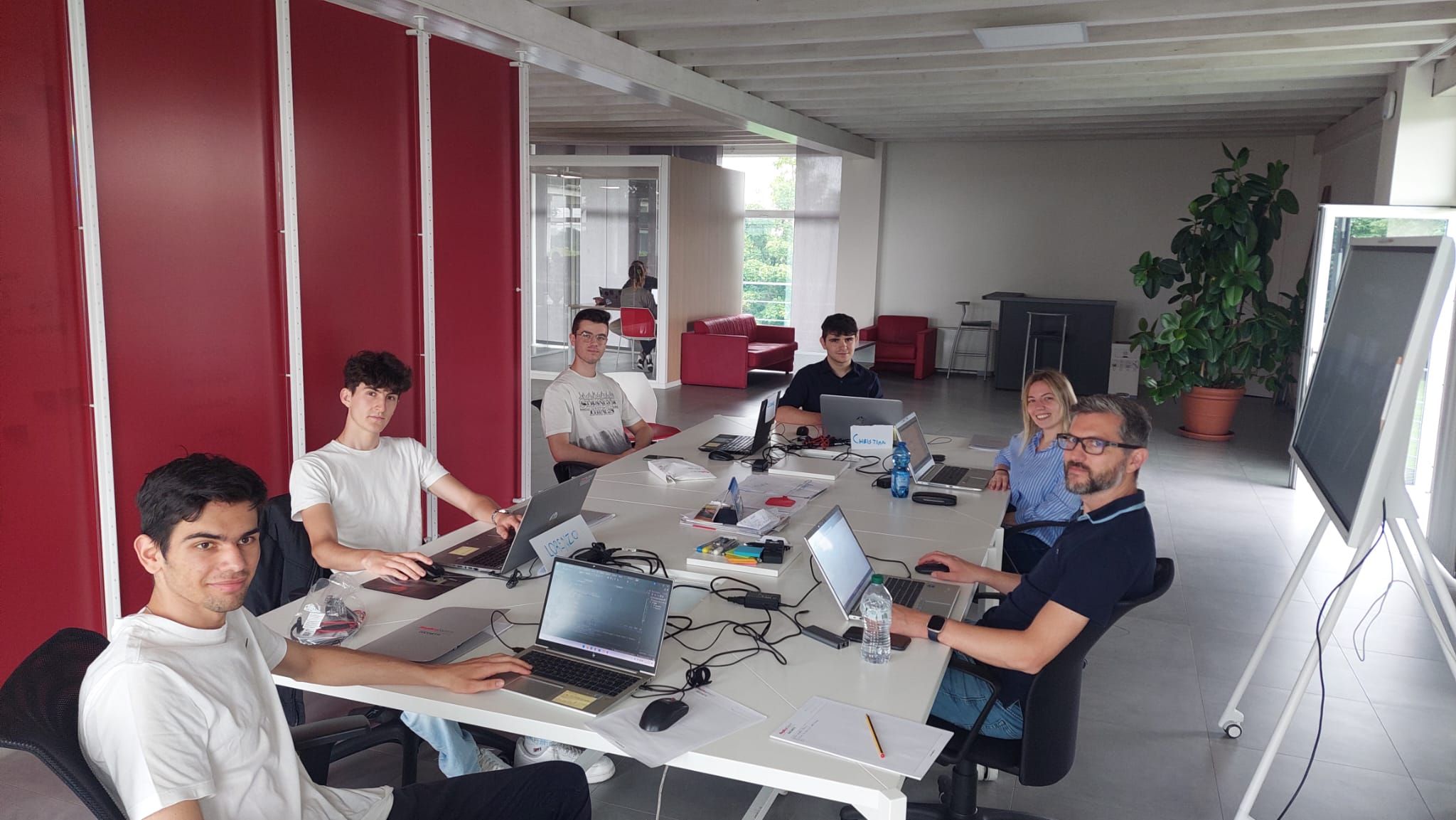 studenti-tirocinio-replica-sistemi-2024