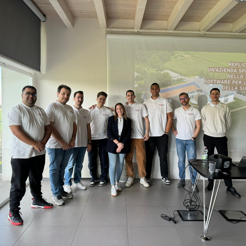 giovani-colleghi-replica-sistemi